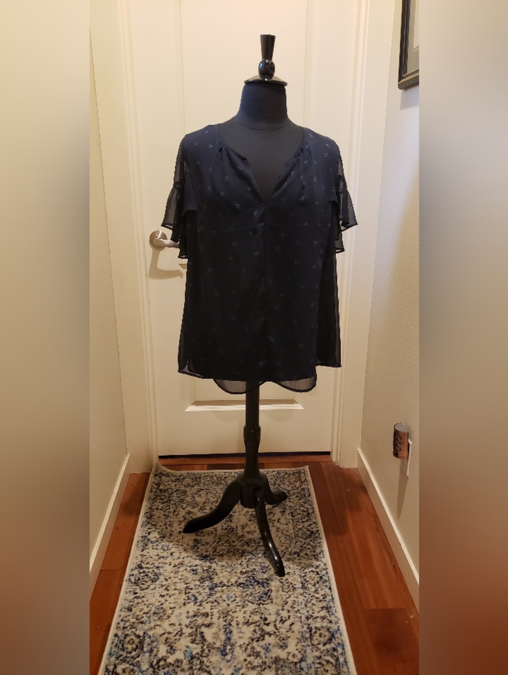 Ava & Viv Navy Blue Sheer Over Lining V-Neck Flutter Sleeve Blouse